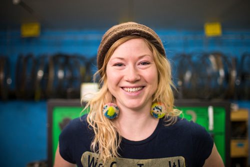 MIKAELA MACKENZIE / WINNIPEG FREE PRESS
Sarah Thiessen, Skill Jill coordinator, poses for photos at the W.R.E.N.C.H. bike shop in Winnipeg on Wednesday, Jan. 2, 2019. 
Winnipeg Free Press 2018.