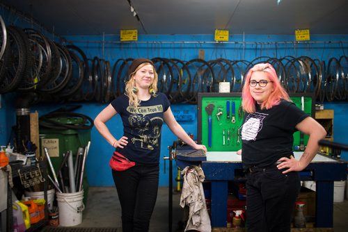 MIKAELA MACKENZIE / WINNIPEG FREE PRESS
Sarah Thiessen, Skill Jill coordinator (left), and Kelly Campbell, carpentry instructor, pose for photos at the W.R.E.N.C.H. bike shop in Winnipeg on Wednesday, Jan. 2, 2019. 
Winnipeg Free Press 2018.