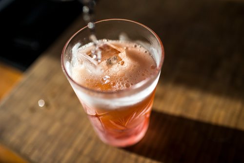 MIKAELA MACKENZIE / WINNIPEG FREE PRESS
Josey Krahn makes a spritz at his home bar in Winnipeg on Thursday, Jan. 3, 2019. 
Winnipeg Free Press 2018.