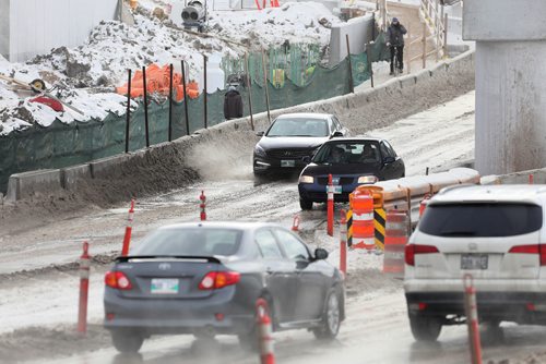 RUTH BONNEVILLE / WINNIPEG FREE PRESS

Drivers and pedestrians deal with wet, sloppy roads and sidewalks due to melting snow as they make their way under the Pembina underpass Thursday.  

Jan 03, 2019 
