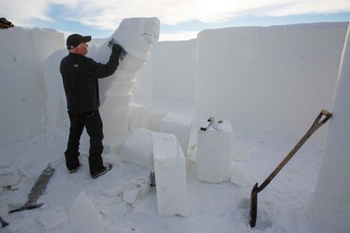 MIKE DEAL / WINNIPEG FREE PRESS
Snow carver, Lyle Peters, from Steinbeck, works on some sculptures the day before the big grand opening.
Clint and Angie Masse who own A Maze in Corn near St. Adolphe have constructed a maze made of snow they hope will break a world record.
190104 - Friday, January 04, 2019.