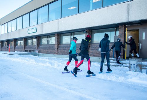 Canstar Community News Dec. 28, 2018  The Manitoba Speed Skating Association hosted a long track training camp at the Susan Auch Oval for 35 youth skaters from across the province on Dec. 27 and 28. (EVA WASNEY/CANSTAR COMMUNITY NEWS/METRO)