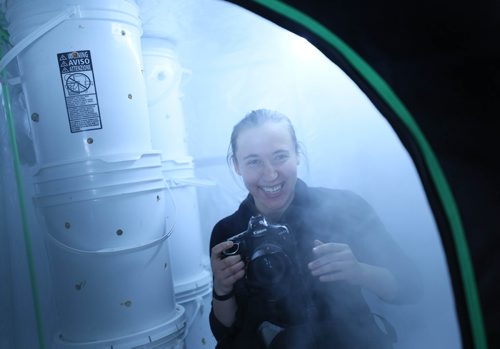 RUTH BONNEVILLE / WINNIPEG FREE PRESS

Photojournalist MIKAELA MACKENZIE  on the job in Winnipeg on Monday, Jan. 7, 2019.