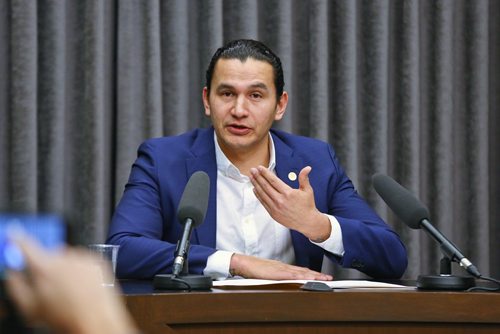 MIKE DEAL / WINNIPEG FREE PRESS
Wab Kinew, Leader of the Manitoba NDP, presents his partys research report and recommendation on Manitobas meth and addictions crisis during an announcement at the Legislative building Thursday morning. 
190110 - Thursday, January 10, 2019