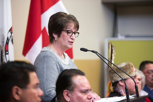 MIKAELA MACKENZIE / WINNIPEG FREE PRESS
Eileen Clarke, provincial minister of Indigenous and Northern Relations, speaks at a press conference to launch the results of a report, which quantifies the economic contributions of First Nations in Manitoba, in Winnipeg on Thursday, Jan. 10, 2019. 
Winnipeg Free Press 2018.