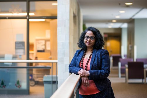 MIKAELA MACKENZIE / WINNIPEG FREE PRESS
Dr. Sri Navaratnam, president and CEO of CancerCare Manitoba, poses for a portrait at CancerCare in Winnipeg on Thursday, Jan. 10, 2019. 
Winnipeg Free Press 2018.