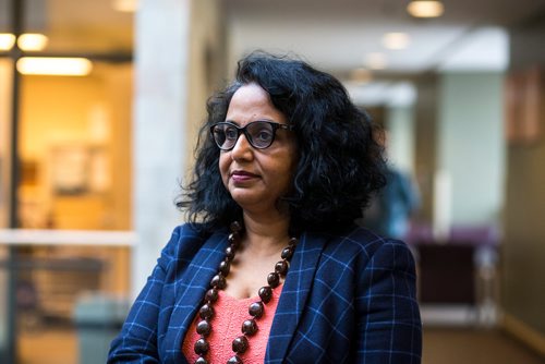 MIKAELA MACKENZIE / WINNIPEG FREE PRESS
Dr. Sri Navaratnam, president and CEO of CancerCare Manitoba, poses for a portrait at CancerCare in Winnipeg on Thursday, Jan. 10, 2019. 
Winnipeg Free Press 2018.