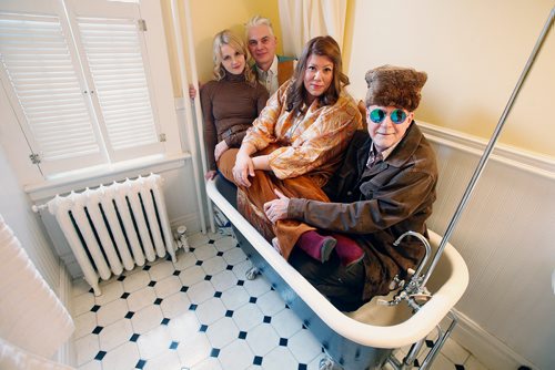 JOHN WOODS / WINNIPEG FREE PRESS
The band, The Very Groovy Thing, which consists of singers, from left, Jane Fingler, Dan Rochegood, Jodie Borle and Bill Quinn is photographed in a home Monday, January 14, 2019. The band covers '60s legends like the Mamas and Papas and performs at house parties throughout Winnipeg. It hopes to grow it's fan base and perform in bigger venues.