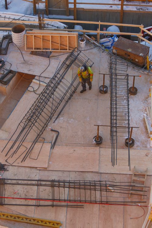 MIKE DEAL / WINNIPEG FREE PRESS
A view of the construction of the Inuit Art Centre from the roof of the Winnipeg Art Gallery Wednesday afternoon.
190116 - Wednesday, January 16, 2019.