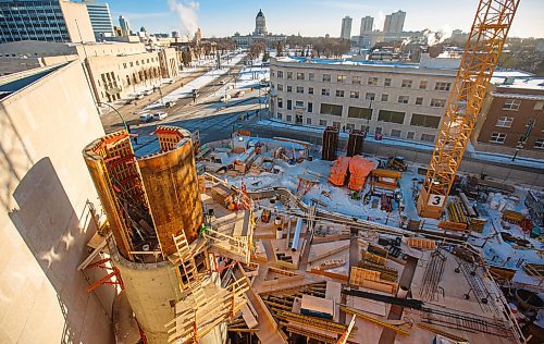 MIKE DEAL / WINNIPEG FREE PRESS
A view of the construction of the Inuit Art Centre from the roof of the Winnipeg Art Gallery Wednesday afternoon.
190116 - Wednesday, January 16, 2019.