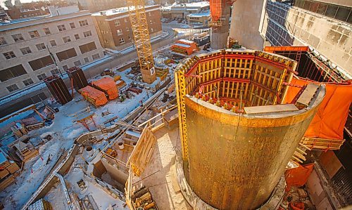 MIKE DEAL / WINNIPEG FREE PRESS
A view of the construction of the Inuit Art Centre from the roof of the Winnipeg Art Gallery Wednesday afternoon.
190116 - Wednesday, January 16, 2019.