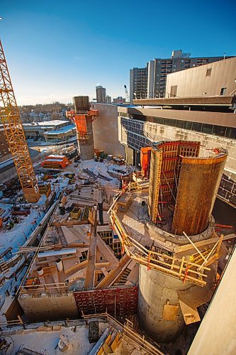 MIKE DEAL / WINNIPEG FREE PRESS
A view of the construction of the Inuit Art Centre from the roof of the Winnipeg Art Gallery Wednesday afternoon.
190116 - Wednesday, January 16, 2019.