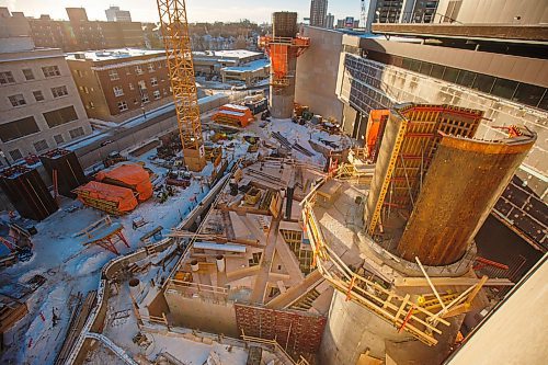 MIKE DEAL / WINNIPEG FREE PRESS
A view of the construction of the Inuit Art Centre from the roof of the Winnipeg Art Gallery Wednesday afternoon.
190116 - Wednesday, January 16, 2019.