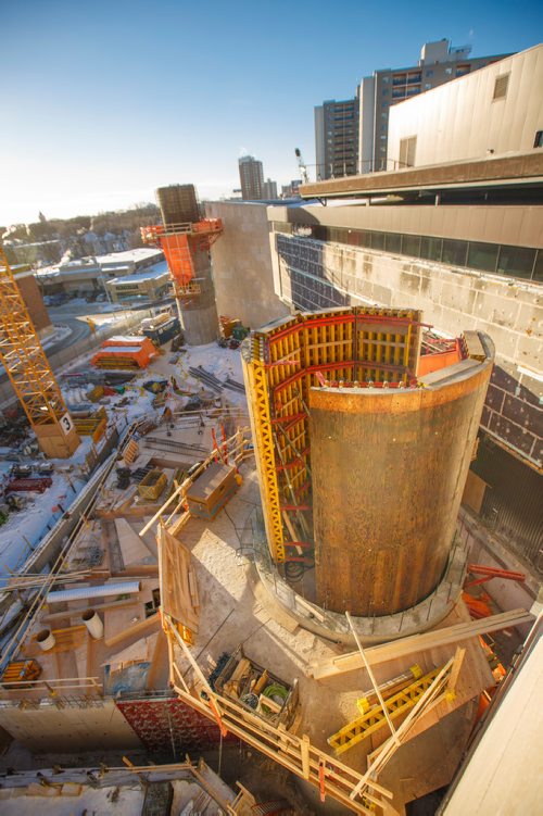 MIKE DEAL / WINNIPEG FREE PRESS
A view of the construction of the Inuit Art Centre from the roof of the Winnipeg Art Gallery Wednesday afternoon.
190116 - Wednesday, January 16, 2019.