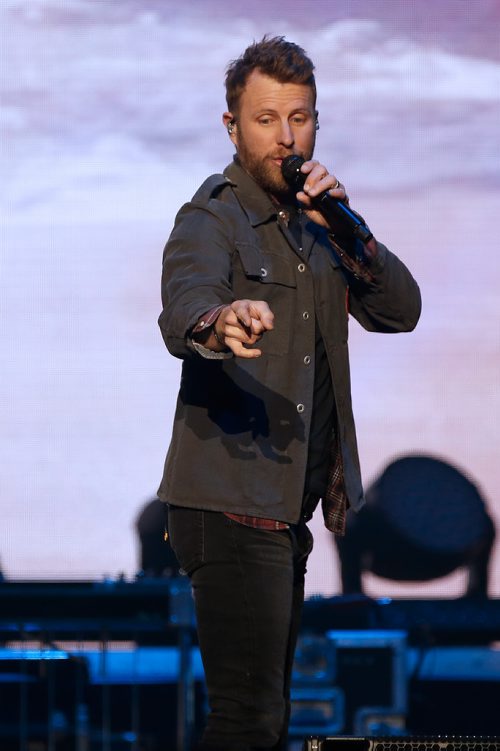 JOHN WOODS / WINNIPEG FREE PRESS
Dierks Bentley performs in Winnipeg Tuesday, January 22, 2019.