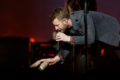 JOHN WOODS / WINNIPEG FREE PRESS
Dierks Bentley performs in Winnipeg Tuesday, January 22, 2019.