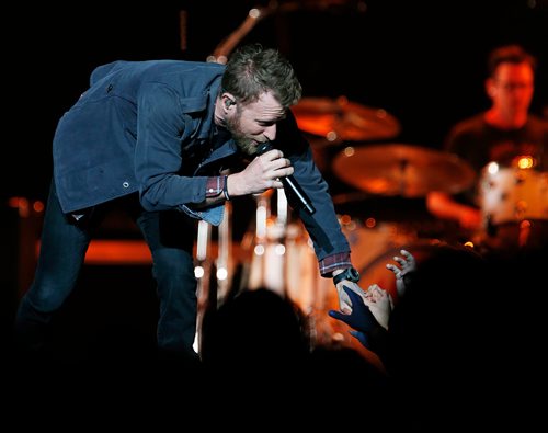 JOHN WOODS / WINNIPEG FREE PRESS
Dierks Bentley performs in Winnipeg Tuesday, January 22, 2019.