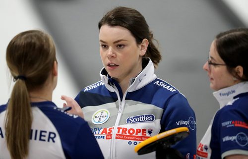 TREVOR HAGAN / WINNIPEG FREE PRESS
Skip, Laura Burtnyk, from the Assiniboine Memorial Curling Club at the Scotties in Gimli, Wednesday, January 23, 2019.