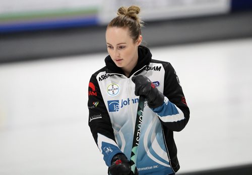 TREVOR HAGAN / WINNIPEG FREE PRESS
Brandi Forrest, fifth for the Abby Ackland rink from Assiniboine Memorial Curling Club filling in for her skip at the Scotties in Gimli, Wednesday, January 23, 2019.