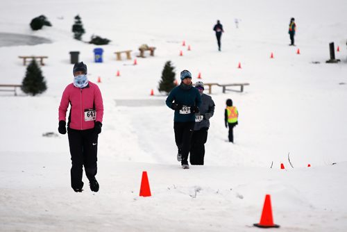 JOHN WOODS / WINNIPEG FREE PRESS
Runners climb a river bank as they come off the Red River as part in the 6th annual Frostbite River Run, a fundraiser in support of programming and activities at Riverview Community Centre in WinnipegSunday, January 27, 2019. The Frostbite River Run is part of the Riverview Winter Classic - a series of outdoor events held in January at the community centre.