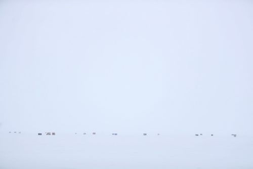 TREVOR HAGAN / WINNIPEG FREE PRESS
Ice Fishing on Lake Winnipeg near Gimli, Sunday, January 27, 2019.