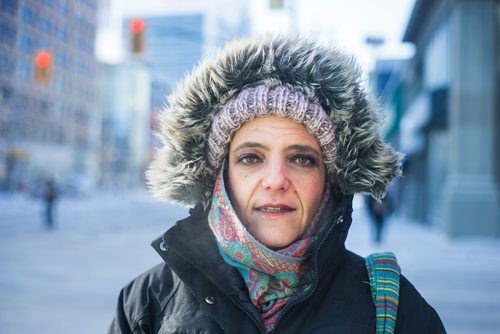 MIKAELA MACKENZIE / WINNIPEG FREE PRESS
Marci Davis braves the cold in downtown Winnipeg on Wednesday, Jan. 30, 2019. 
Winnipeg Free Press 2018.