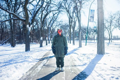 MIKAELA MACKENZIE / WINNIPEG FREE PRESS
Bill Carlyle braves the cold while taking a walk in Assiniboine Park in Winnipeg on Wednesday, Jan. 30, 2019. 
Winnipeg Free Press 2018.