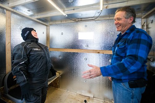 MIKAELA MACKENZIE / WINNIPEG FREE PRESS
RCMP commissioner Brenda Lucki visits with Garry Sakhoudt in his ice shack on the Red River near Selkirk, Manitoba on Friday, Feb. 1, 2019.
Winnipeg Free Press 2018.