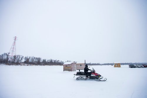 MIKAELA MACKENZIE / WINNIPEG FREE PRESS
RCMP commissioner Brenda Lucki drives off to visit ice shacks on the Red River near Selkirk, Manitoba on Friday, Feb. 1, 2019.
Winnipeg Free Press 2018.