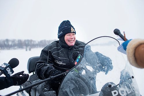 MIKAELA MACKENZIE / WINNIPEG FREE PRESS
RCMP commissioner Brenda Lucki speaks to the media on her snowmobile while visiting ice shacks on the Red River near Selkirk, Manitoba on Friday, Feb. 1, 2019.
Winnipeg Free Press 2018.