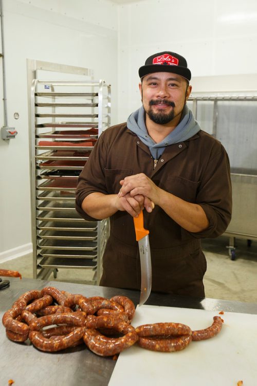 MIKE DEAL / WINNIPEG FREE PRESS
Lord Sale owner of Lolos Premium Meats a local manufacturer of Filipino-style sausages makes longganosa and chavacano sausages at a facility he rents near Beausejour.
190130 - Wednesday, January 30, 2019.