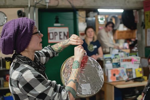 Canstar Community News Jan. 22 - The WRENCH and ArtsJunktion have teamed up to offer a series of hands-on skill workshops for women, non-binary and trans folks. (EVA WASNEY/CANSTAR COMMUNITY NEWS/METRO)