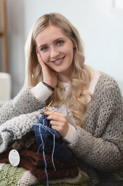 RUTH BONNEVILLE / WINNIPEG FREE PRESS

BIZ - knitting

Local, young, artist and entrepreneur, Janine Myska, is the owner of an online-based knitting business that sells beautiful knitwear including, Toques, pouches and patterns for her full-length cardigans.  


See Leesa Dahl story. 

Feb 04, 19
