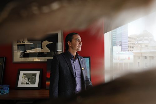 RUTH BONNEVILLE / WINNIPEG FREE PRESS

Portraits of Grand Chief, Arlen Dumas, with eagle feathers and indigenous art surrounding him as he looks out the boardroom window onto Portage Ave. on Tuesday.  


Who: Grand Chief Arlen Dumas, Assembly of Manitoba Chiefs
Where: 275 Portage Ave.



For feature story on AMC and CFC by Jessica Botelho-Urbanski,
Manitoba Legislature Reporter


Feb 05, 2019
