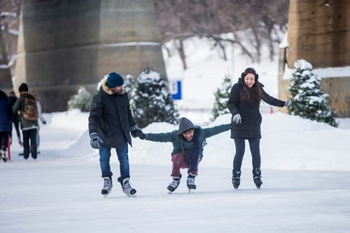 MIKAELA MACKENZIE / WINNIPEG FREE PRESS
Red River College international students Anjum Sardana (left), Ishan Singla, and Renata Cavalcanti have fun as they try skating at the Forks in Winnipeg on Saturday, Feb. 9, 2019.
Winnipeg Free Press 2019.