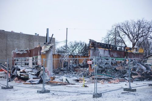 MIKAELA MACKENZIE / WINNIPEG FREE PRESS
The burned-out A&W at Main and Inkster in Winnipeg on Monday, Feb. 11, 2019.
Winnipeg Free Press 2019.