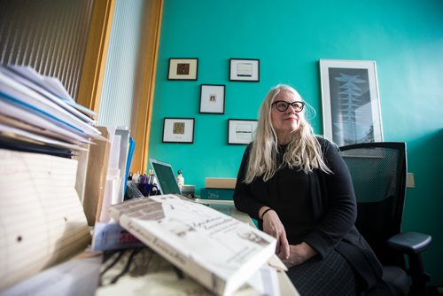 MIKAELA MACKENZIE / WINNIPEG FREE PRESS
Esyllt Jones, history professor at St Johns College and expert on the Spanish Influenza of 1918, poses for a portrait in her office in Winnipeg on Tuesday, Feb. 12, 2019.
Winnipeg Free Press 2019.