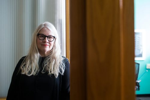 MIKAELA MACKENZIE / WINNIPEG FREE PRESS
Esyllt Jones, history professor at St Johns College and expert on the Spanish Influenza of 1918, poses for a portrait in her office in Winnipeg on Tuesday, Feb. 12, 2019.
Winnipeg Free Press 2019.