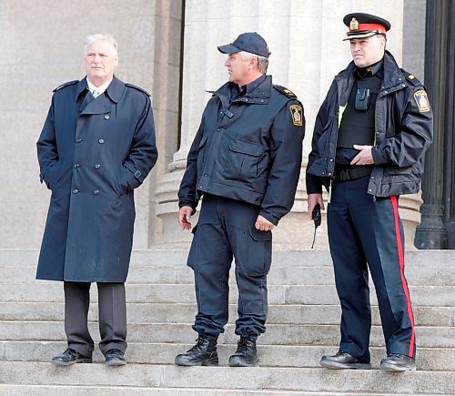 BORIS MINKEVICH / WINNIPEG FREE PRESS  090420 4:20 at the Leg.