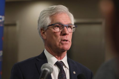 RUTH BONNEVILLE / WINNIPEG FREE PRESS

CARR TRADE DEAL 
Minister Jim Carr talks to the media during a scrum after speaking at the CPTPP (Asia Pacific trade deal) held at the Delta Wednesday.

Feb 13, 2019
