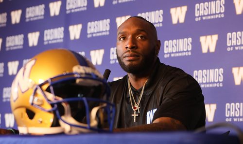 RUTH BONNEVILLE / WINNIPEG FREE PRESS


SPORTS - Willie Jefferson talks to the media at a press conference at the Stadium Friday after signing on to play for the  Winnipeg Blue Bombers team earlier in the week.  


Feb 15, 2019
