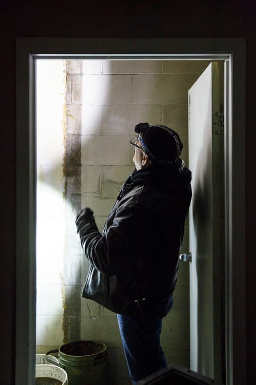 MIKE DEAL / WINNIPEG FREE PRESS
Bear Clan Patrol co-founder James Favel takes media on a tour of the Indian and Métis Friendship Centre the morning after a Bear Clan Patrol noticed that one of the buildings doors was open. When they entered they discovered it had been robbed and gutted. The building had been closed and without power some time.
190216 - Saturday, February 16, 2019.