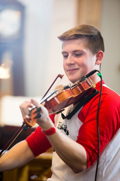 MIKAELA MACKENZIE / WINNIPEG FREE PRESS
Miguel Sorin fiddles at Riel Day activities at Le Musée de Saint-Boniface Museum in Winnipeg on Monday, Feb. 18, 2019.
Winnipeg Free Press 2019.