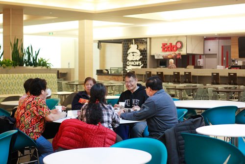 MIKAELA MACKENZIE / WINNIPEG FREE PRESS
Armand Tesoro has coffee with a group of friends after they've all done their morning mall walk at Polo Park in Winnipeg on Tuesday, Feb. 19, 2019.
Winnipeg Free Press 2019.