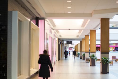 MIKAELA MACKENZIE / WINNIPEG FREE PRESS
Mall walkers exercise at Polo Park before the shops open in Winnipeg on Tuesday, Feb. 19, 2019.
Winnipeg Free Press 2019.