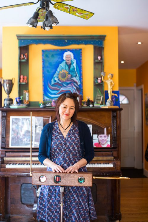 MIKAELA MACKENZIE / WINNIPEG FREE PRESS
Alt-folk musician Keri Latimer poses for a portrait with her theremin in Winnipeg on Tuesday, Feb. 19, 2019.
Winnipeg Free Press 2019.