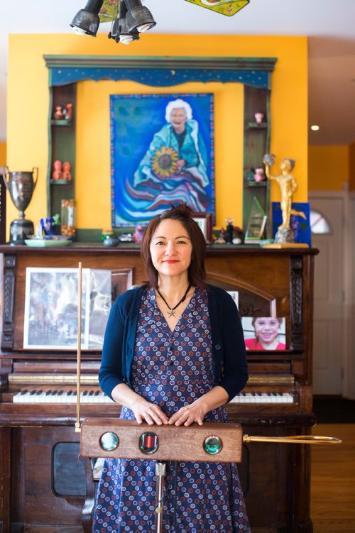 MIKAELA MACKENZIE / WINNIPEG FREE PRESS
Alt-folk musician Keri Latimer poses for a portrait with her theremin in Winnipeg on Tuesday, Feb. 19, 2019.
Winnipeg Free Press 2019.