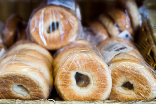 MIKAELA MACKENZIE / WINNIPEG FREE PRESS
Bagels at the City Bread bakery shop in Winnipeg on Friday, Feb. 22, 2019.
Winnipeg Free Press 2019.