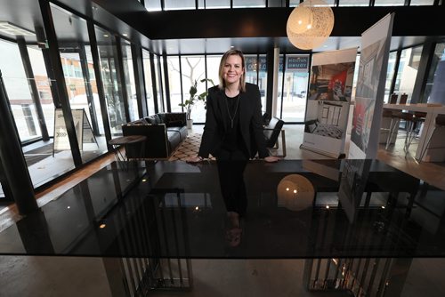 RUTH BONNEVILLE / WINNIPEG FREE PRESS

BIZ - glass house


Photo of Kyra Winfield
Senior Associate - Retail Group
Avison Young, in main floor commercial business suite in the Glass House condo complex. 


Story on commercial condos, Kyra Winfield is marketing the former sales centre for Glasshouse as a condo unit.


Kelly Taylor story


Feb 22, 2019
