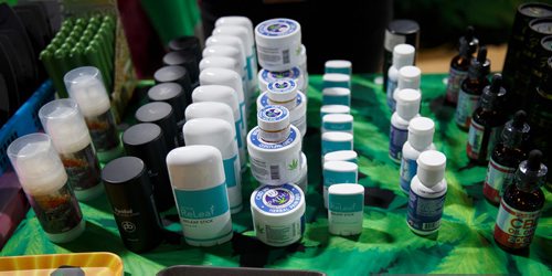 MIKE DEAL / WINNIPEG FREE PRESS
Products containing Cannabidiol (CBD) at the Native Seed Booth at the Hempfest Canada Expo at the RBC Convention centre Saturday afternoon.
190223 - Saturday, February 23, 2019.